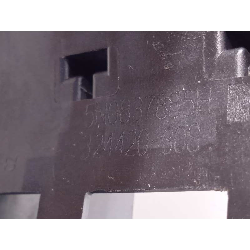 Recambio de maneta exterior delantera izquierda para skoda kamiq (nw4) ambition referencia OEM IAM 5N0837885H  