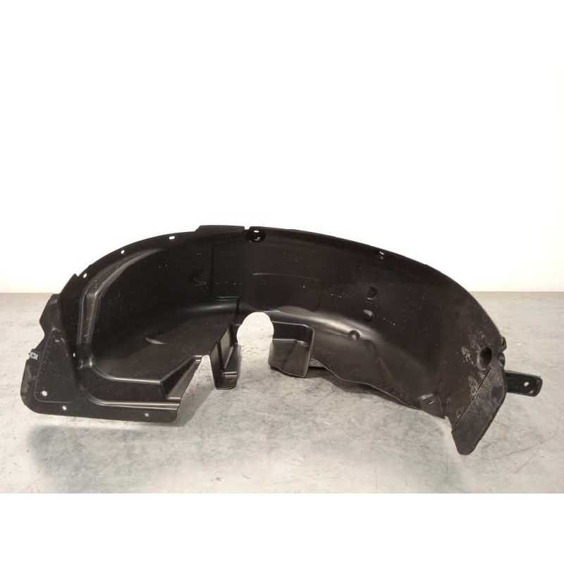 Recambio de paso de rueda trasero derecho para skoda kamiq (nw4) ambition referencia OEM IAM 658810970  