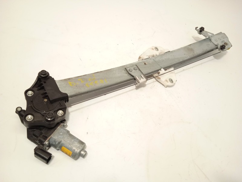 ELEVALUNAS DELANTERO IZQUIERDO 72250T7WA01 