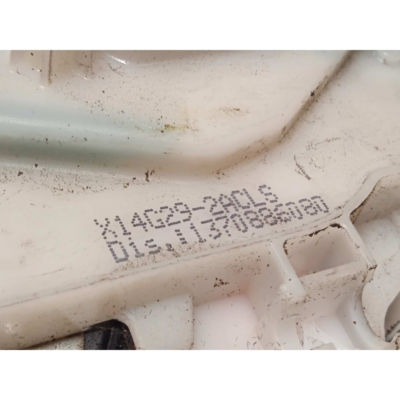 Recambio de cerradura puerta delantera izquierda para peugeot bipper 1.3 16v hdi fap referencia OEM IAM 1370886080  