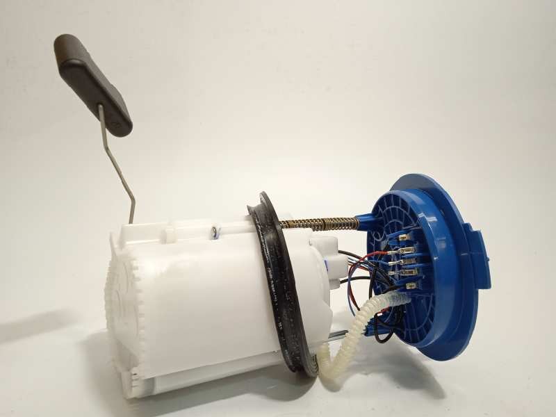 Recambio de bomba combustible para volkswagen t-roc advance referencia OEM IAM 5WA919051A  058020001V