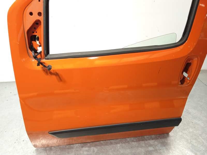 Recambio de puerta delantera izquierda para peugeot bipper 1.3 16v hdi fap referencia OEM IAM 9002FJ  1637832480