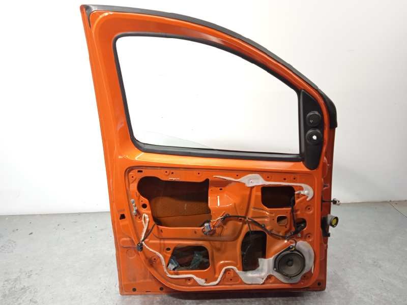Recambio de puerta delantera izquierda para peugeot bipper 1.3 16v hdi fap referencia OEM IAM 9002FJ  1637832480