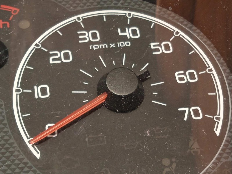 Recambio de cuadro instrumentos para peugeot bipper 1.3 16v hdi fap referencia OEM IAM 1376600080  