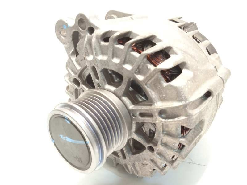 Recambio de alternador para volkswagen t-roc advance referencia OEM IAM 04L903021D 2715271C TG14C097