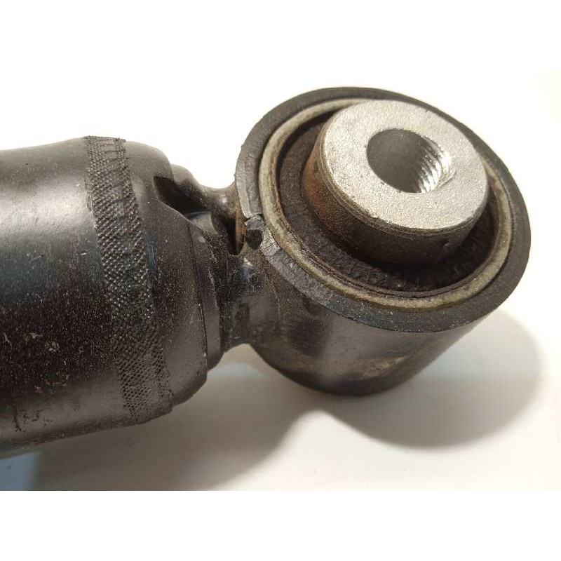 Recambio de amortiguador trasero izquierdo para volkswagen t-roc advance referencia OEM IAM 5Q0512013KR  5Q0513049HR