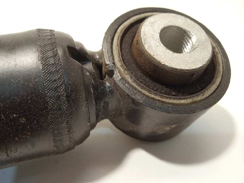 Recambio de amortiguador trasero izquierdo para volkswagen t-roc advance referencia OEM IAM 5Q0512013KR  5Q0513049HR