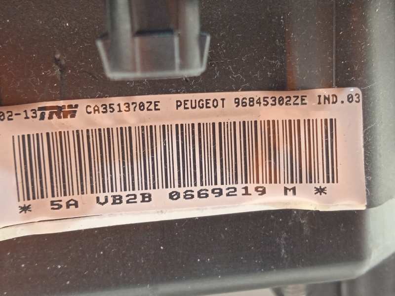 Recambio de airbag delantero izquierdo para peugeot 5008 allure referencia OEM IAM 96845302ZE  4112PF