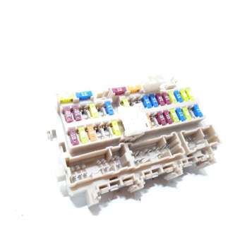 CAJA RELES / FUSIBLES 243808901R 