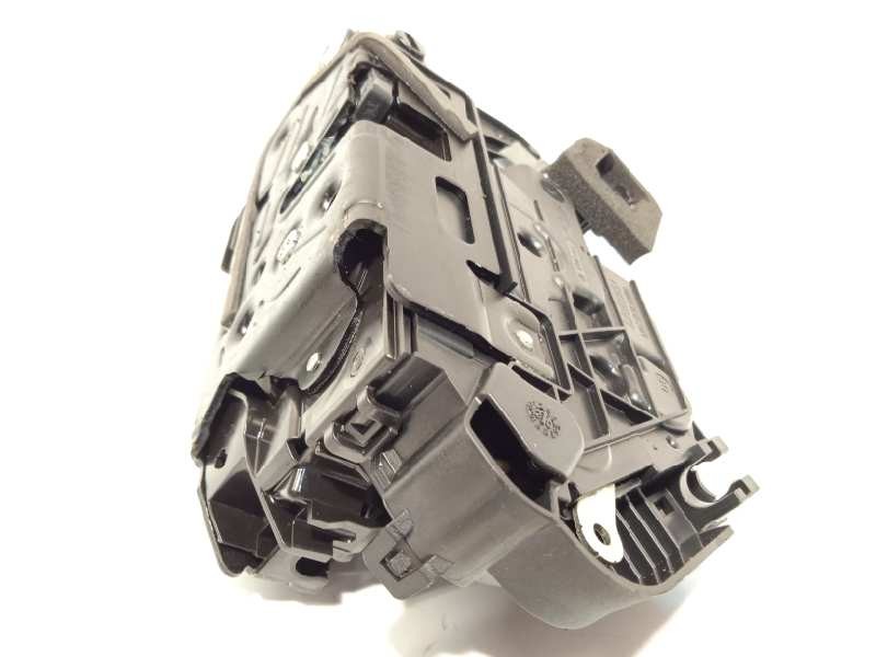 Recambio de cerradura puerta trasera izquierda para volkswagen t-roc advance referencia OEM IAM 5TA839015L  