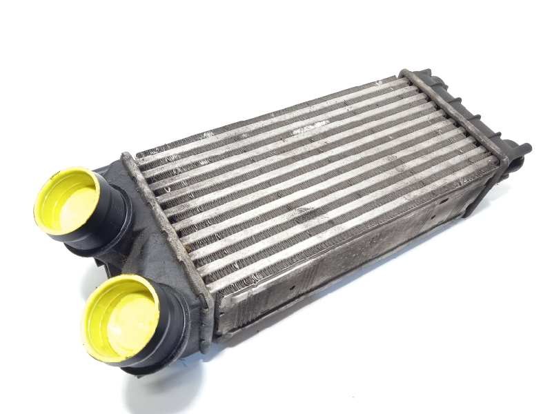 Recambio de intercooler para peugeot 5008 allure referencia OEM IAM 9684212480  384N9