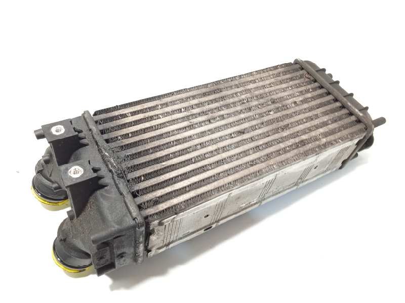 Recambio de intercooler para peugeot 5008 allure referencia OEM IAM 9684212480  384N9