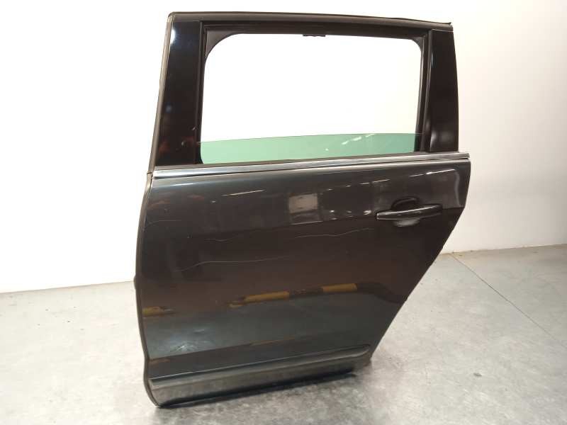 Recambio de puerta trasera izquierda para peugeot 5008 allure referencia OEM IAM 9006S6  