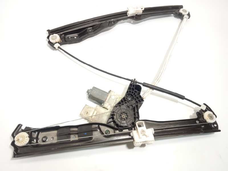 Recambio de elevalunas delantero derecho para peugeot 308 1.5 active referencia OEM IAM 9825710280  