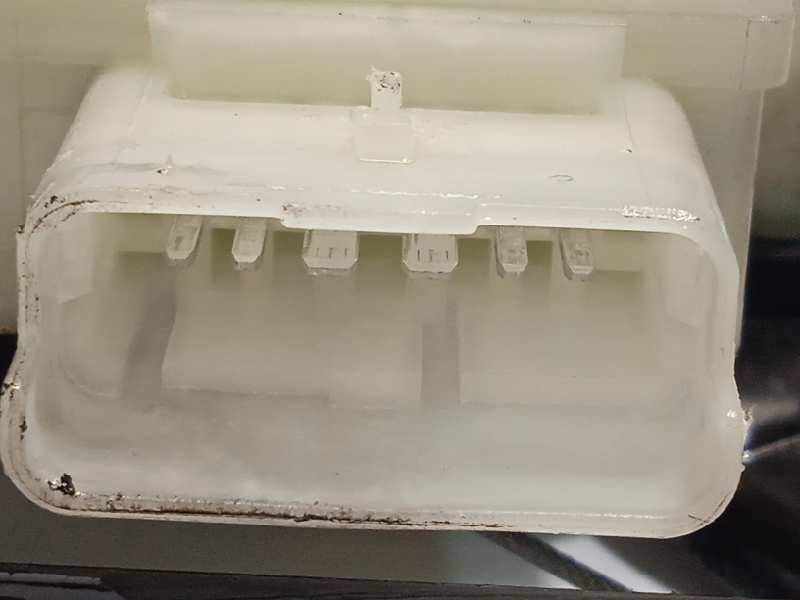 Recambio de elevalunas delantero izquierdo para peugeot 308 1.5 active referencia OEM IAM 9825710380  