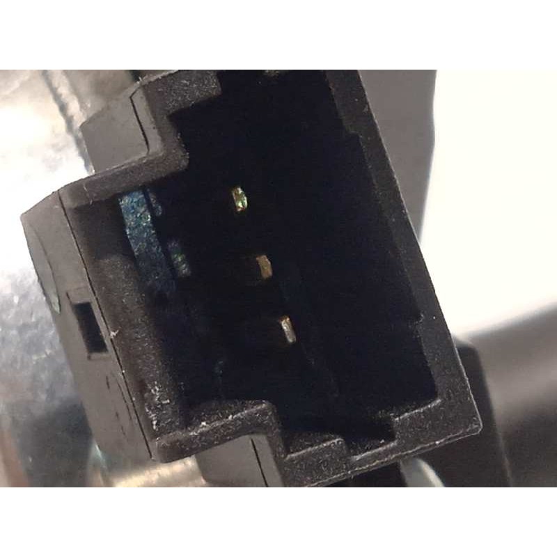 Recambio de motor limpia trasero para peugeot 308 1.5 active referencia OEM IAM 9819523180  0390205110