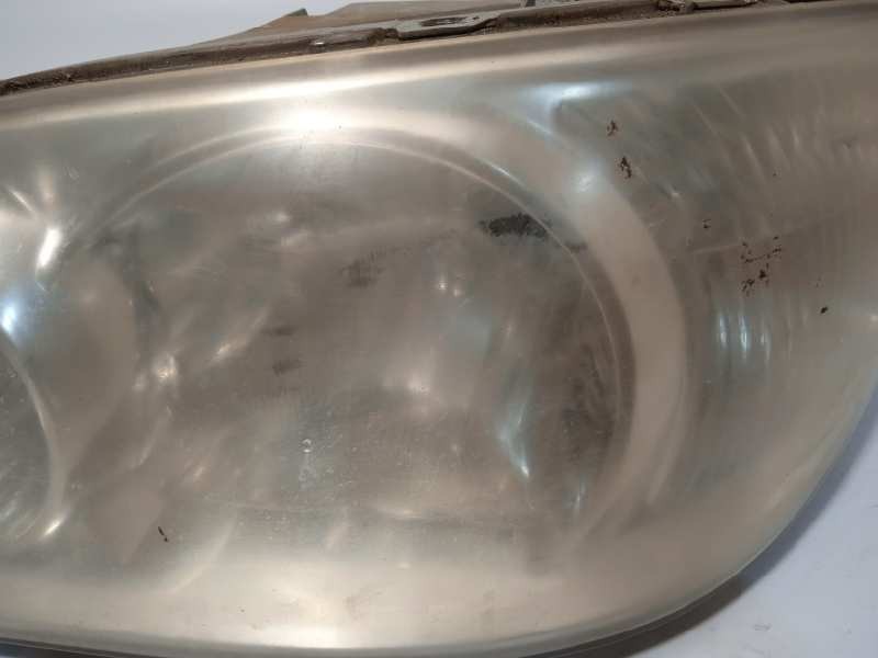 Recambio de faro izquierdo para kia carnival ii 2.9 crdi lx referencia OEM IAM 0K54E51040A  