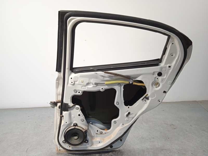 Recambio de puerta trasera derecha para mazda 2 lim. () 1.5 16v cat referencia OEM IAM DBY07202XF  