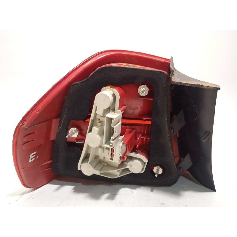 Recambio de piloto trasero derecho para bmw serie 3 berlina (e90) 320d referencia OEM IAM 6937458  63216937458