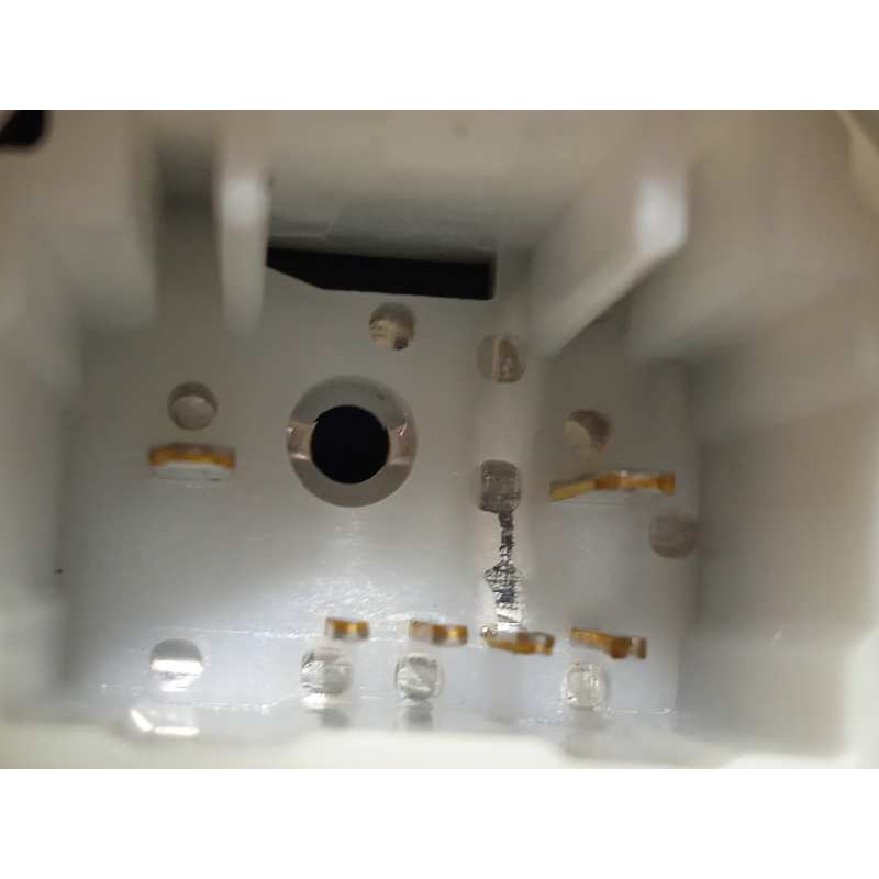 Recambio de cerradura puerta delantera derecha para subaru xv 2.0 diesel cat referencia OEM IAM 61032FJ060  