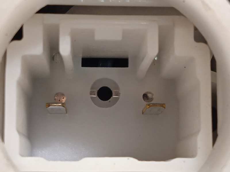 Recambio de cerradura puerta trasera derecha para subaru xv 2.0 diesel cat referencia OEM IAM 61035FJ000  