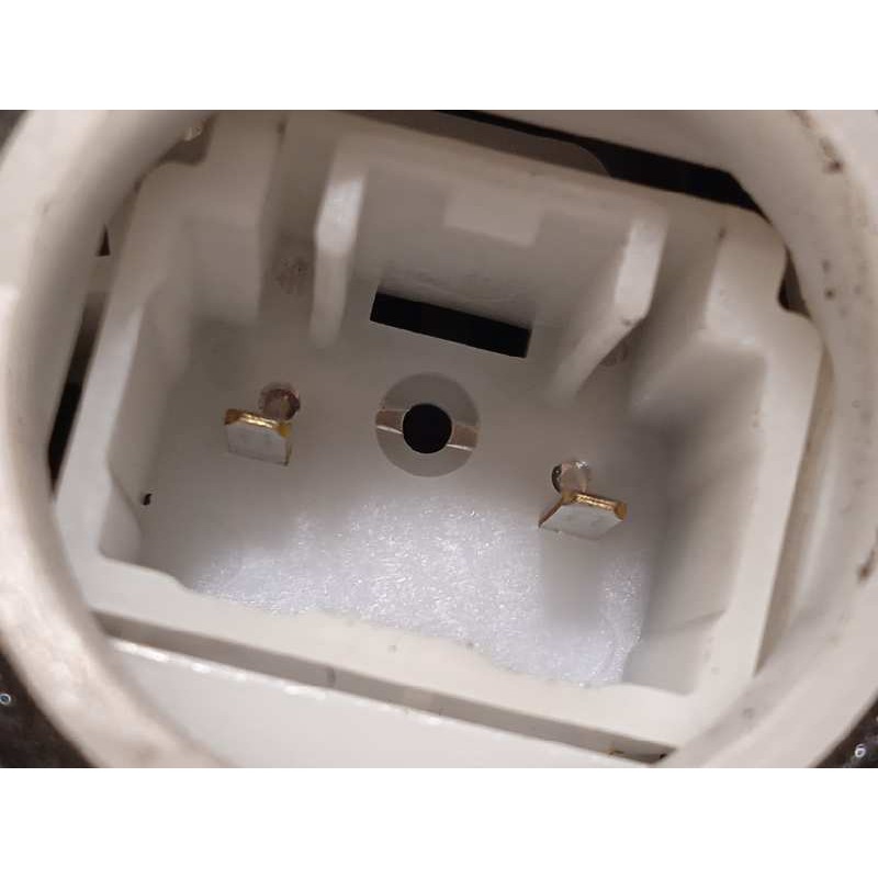 Recambio de cerradura puerta trasera izquierda para subaru xv 2.0 diesel cat referencia OEM IAM 61035FJ010  