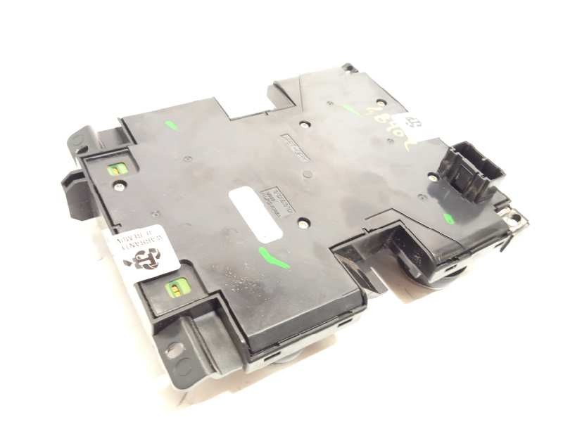 Recambio de mando multifuncion para volvo v50 familiar 1.6 diesel cat referencia OEM IAM 31324237  