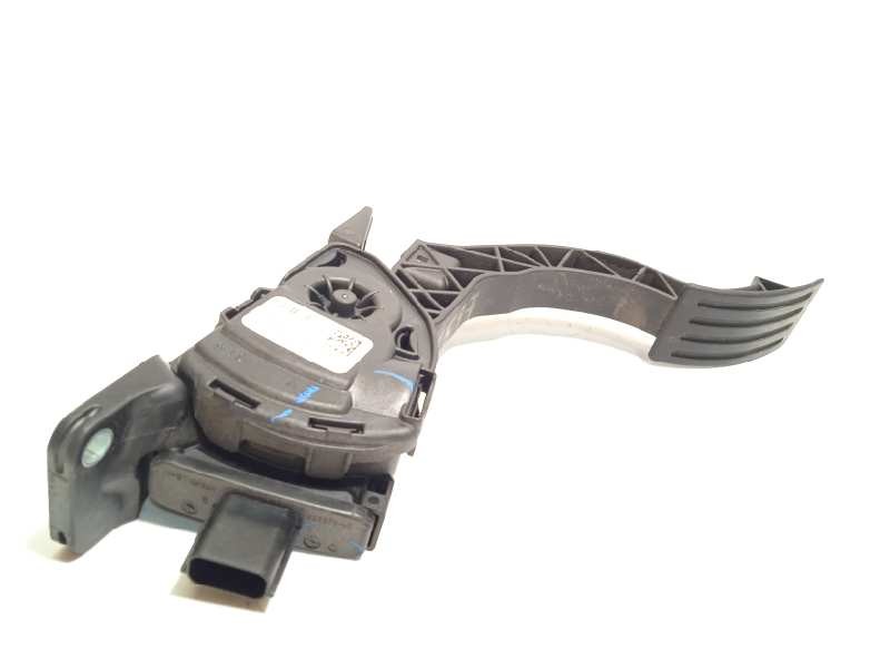 Recambio de potenciometro pedal para volvo v40 cross country 2.0 diesel cat referencia OEM IAM 31280597  
