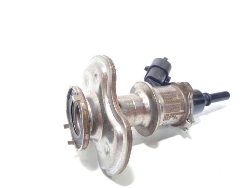 Recambio de inyector para volkswagen passat variant (cb5) 2.0 bluemotion referencia OEM IAM 7LA131113A  0444021072