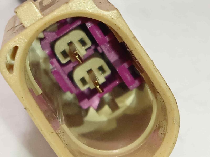 Recambio de sensor para volkswagen passat variant (cb5) 2.0 bluemotion referencia OEM IAM 05L906088AL  