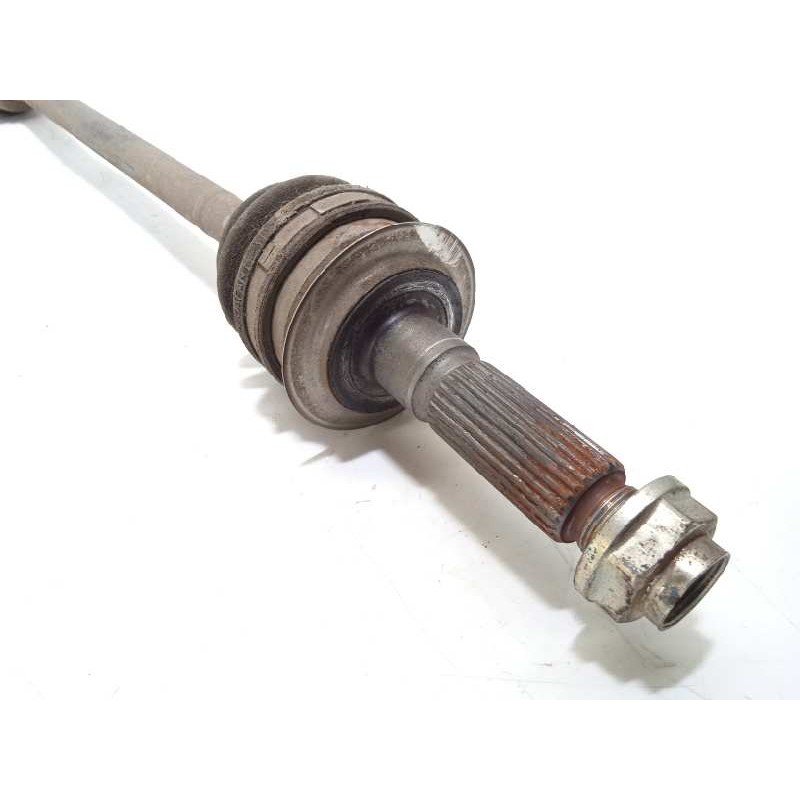 Recambio de transmision trasera izquierda para subaru xv 2.0 diesel cat referencia OEM IAM 28421AJ021  