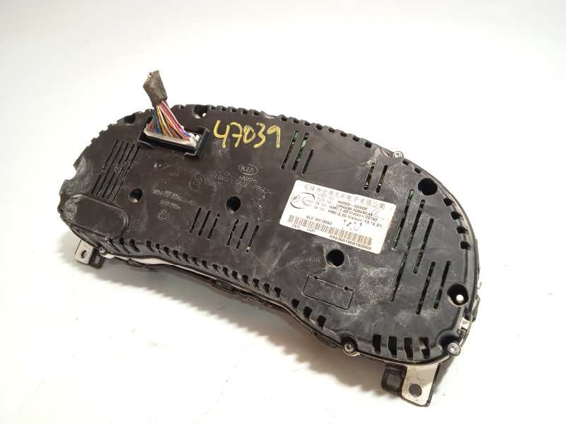 Recambio de cuadro instrumentos para kia niro referencia OEM IAM 94003G5500  