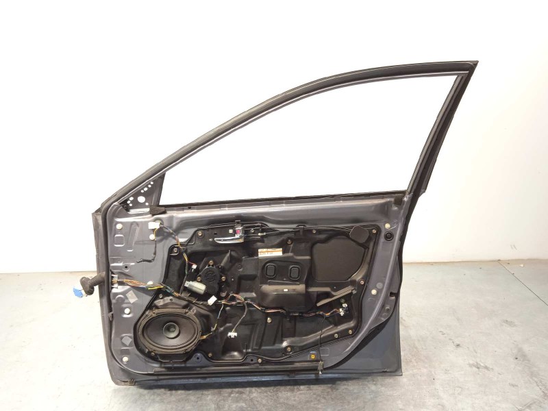 Recambio de puerta delantera derecha para mazda 6 monovolumen (gy) 2.0 active referencia OEM IAM GJYE5802XA  