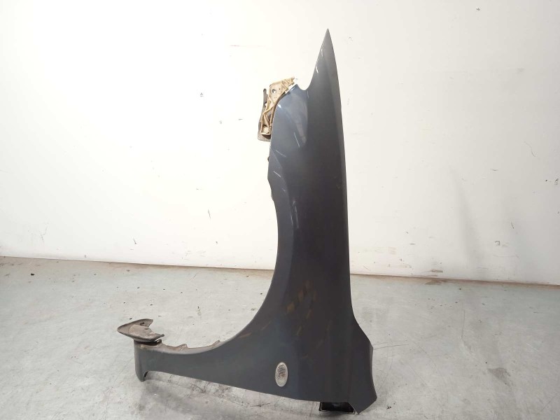 Recambio de aleta delantera izquierda para mazda 6 monovolumen (gy) 2.0 active referencia OEM IAM GJ6A52211D  