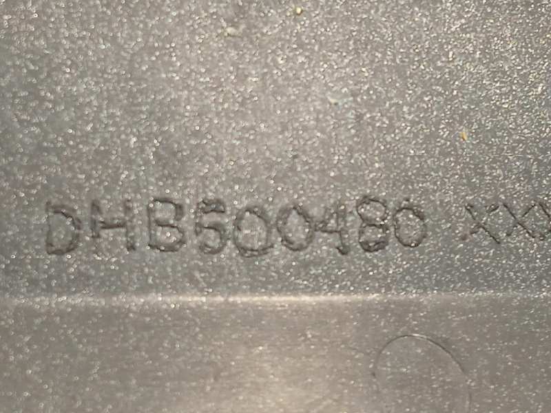 Recambio de rejilla delantera para land rover range rover sport v6 td hse referencia OEM IAM DHB500062WWR  