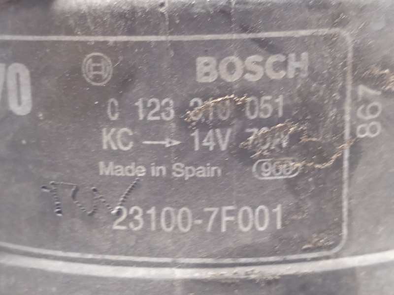 Recambio de alternador para nissan terrano/terrano.ii (r20) 2.7 turbodiesel referencia OEM IAM 231007F001  0123310051