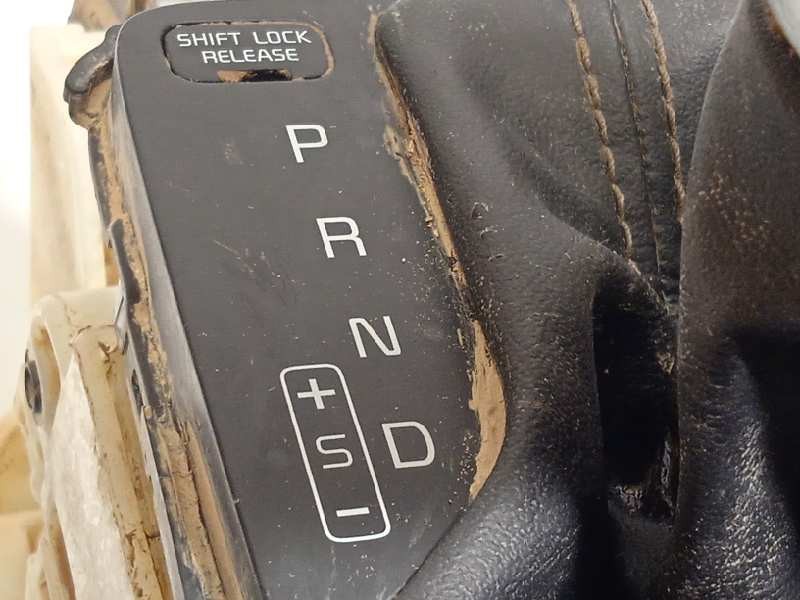 Recambio de palanca cambio para kia niro referencia OEM IAM 46701D4430  