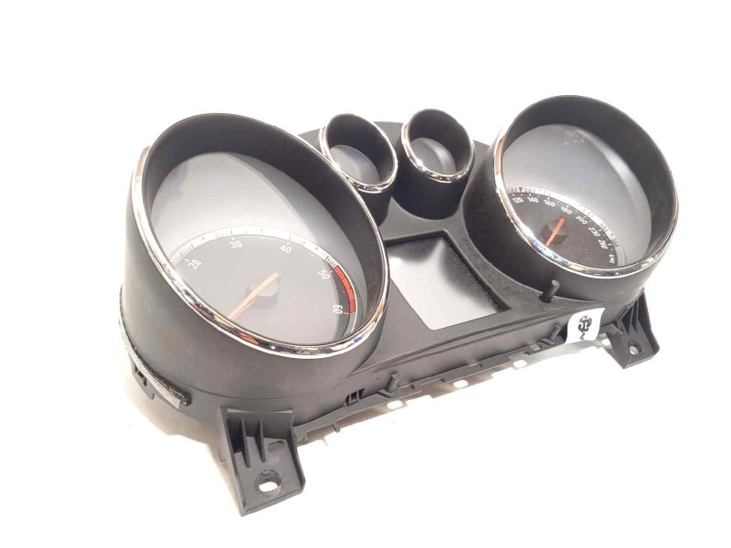 Recambio de cuadro instrumentos para opel insignia berlina 2.0 16v cdti referencia OEM IAM 13327313  