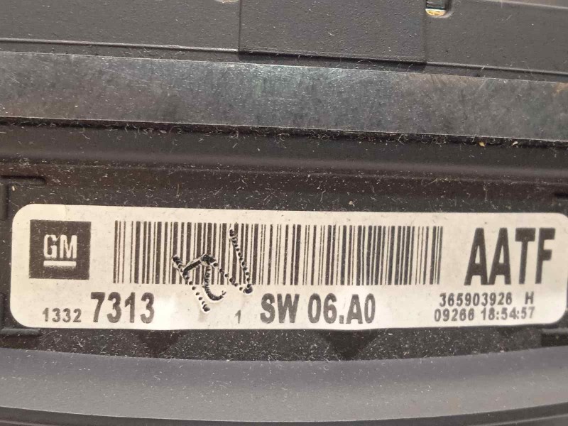 Recambio de cuadro instrumentos para opel insignia berlina 2.0 16v cdti referencia OEM IAM 13327313  