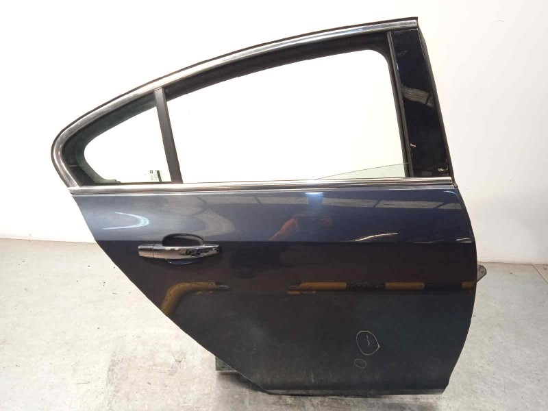 Recambio de puerta trasera derecha para opel insignia berlina 2.0 16v cdti referencia OEM IAM 22796348  