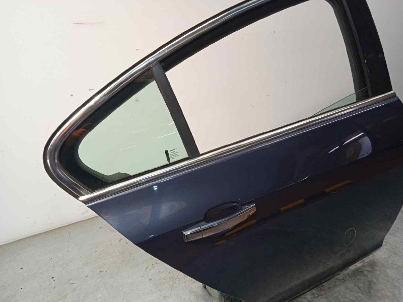 Recambio de puerta trasera derecha para opel insignia berlina 2.0 16v cdti referencia OEM IAM 22796348  