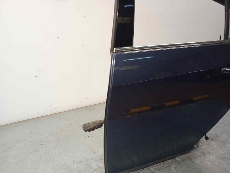 Recambio de puerta trasera izquierda para opel insignia berlina 2.0 16v cdti referencia OEM IAM 22796347  