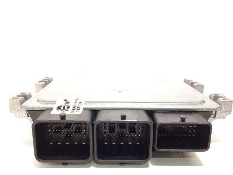 Recambio de centralita motor uce para volvo c30 d2 kinetic referencia OEM IAM 31355712 36000608 S180134103