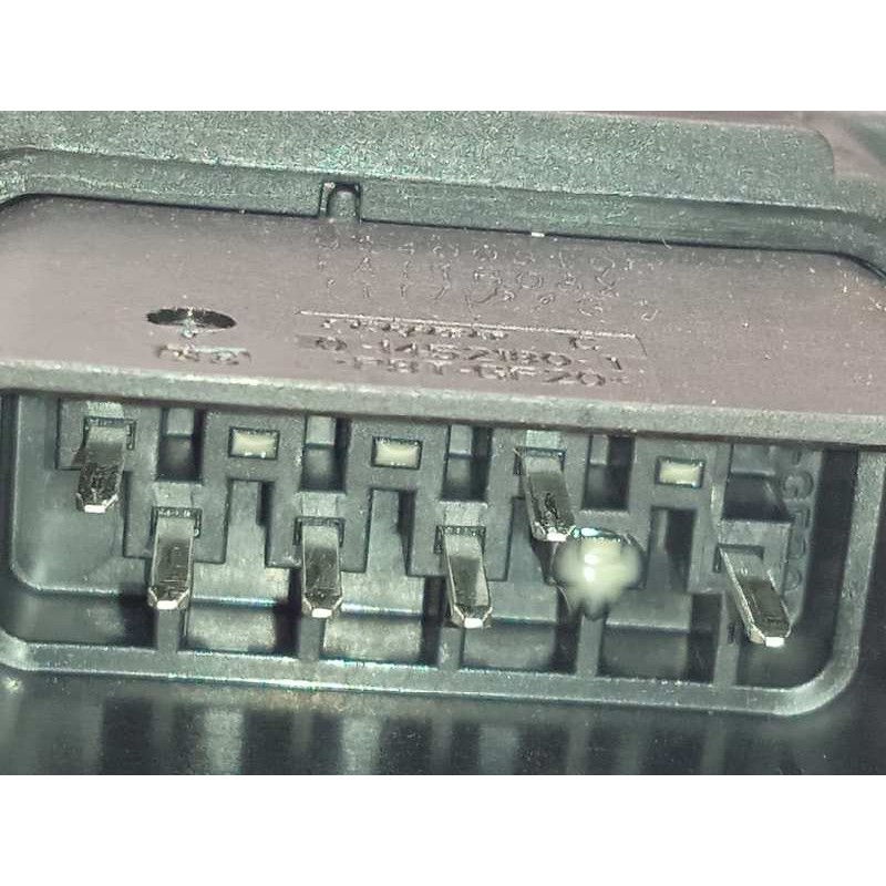 Recambio de cerradura puerta delantera izquierda para volvo c30 d2 kinetic referencia OEM IAM 30799308  