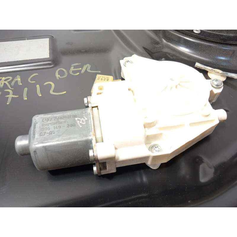 Recambio de elevalunas trasero derecho para mercedes-benz clase r (w251) 320 cdi l (251.122) referencia OEM IAM A2518200208  