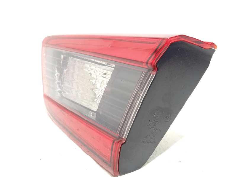 Recambio de piloto trasero derecho interior para subaru xv (g5) 1.6 cat referencia OEM IAM 84251FL100  