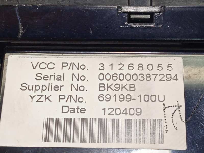 Recambio de pantalla multifuncion para volvo c30 d2 kinetic referencia OEM IAM 31268055  