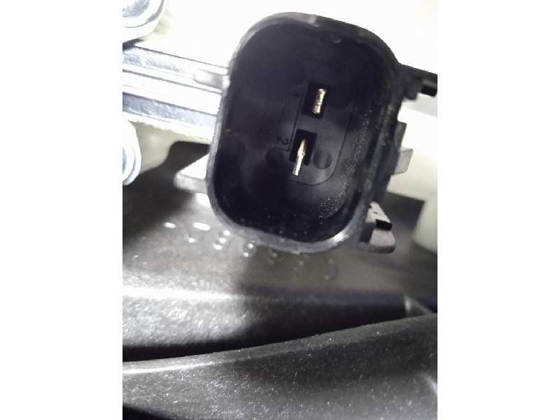 Recambio de elevalunas delantero derecho para ford fiesta (ce1) trend referencia OEM IAM L1BBA23200CC  L1TB14A389BB