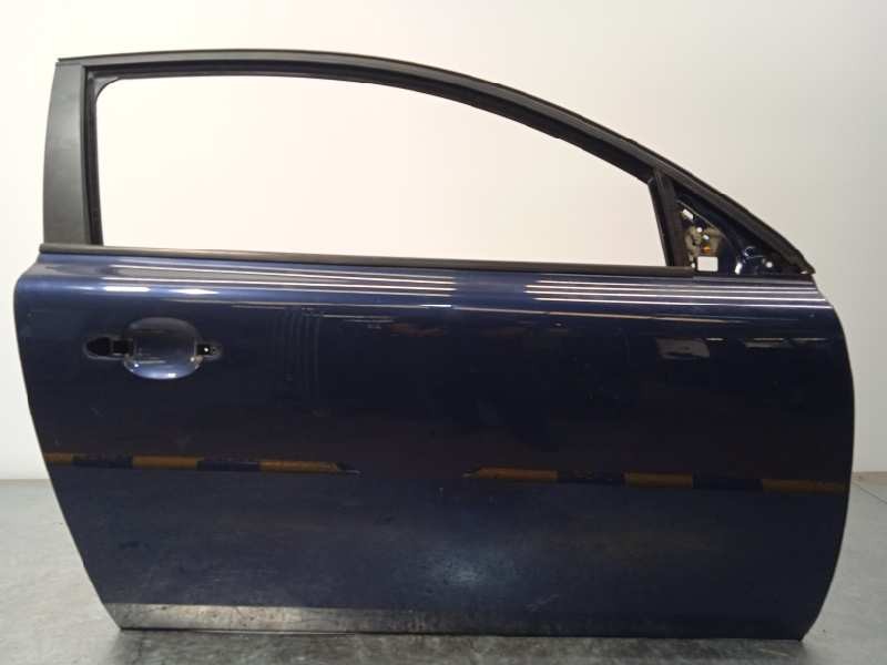 Recambio de puerta delantera derecha para volvo c30 d2 kinetic referencia OEM IAM 31335484  