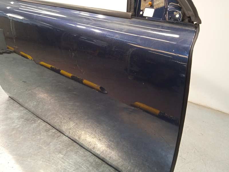 Recambio de puerta delantera derecha para volvo c30 d2 kinetic referencia OEM IAM 31335484  